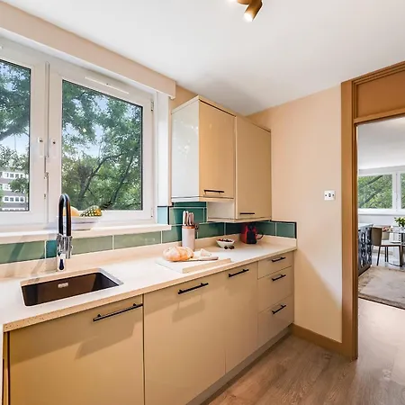 My Oasis Apartment London Exterior photo